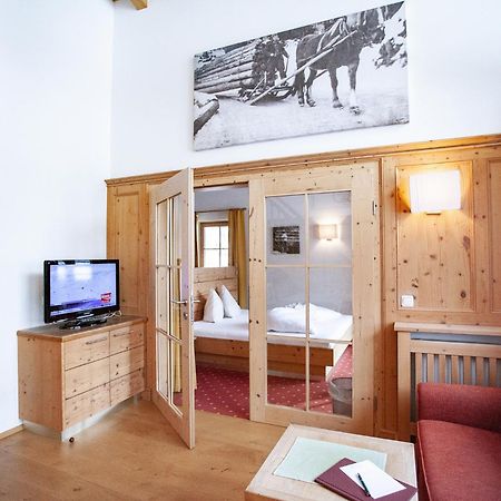 Naturresort Senningerhof Bramberg am Wildkogel Exterior photo