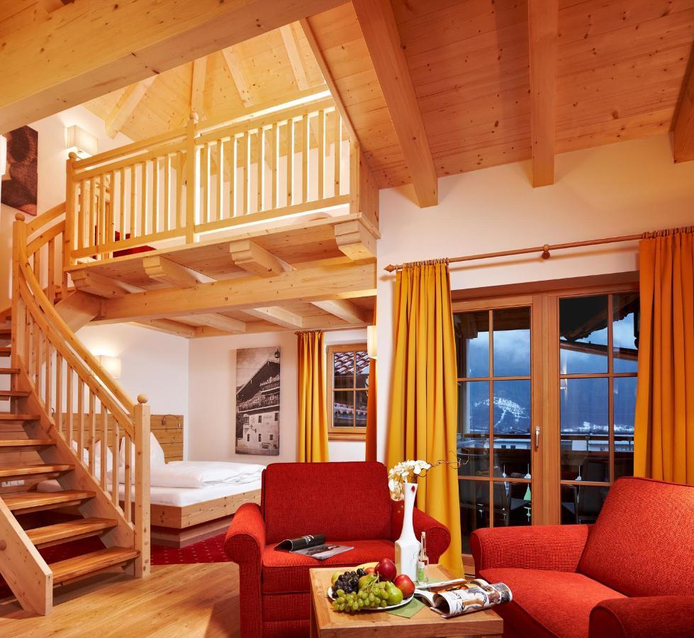Naturresort Senningerhof Bramberg am Wildkogel Exterior photo